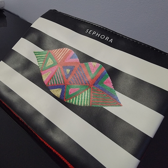 Sephora Split Faux Leather Cosmetic Makeup Zippered Bag - Picture 3 of 9